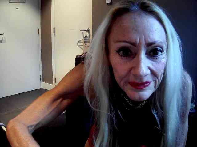 Modella: thesiennadiamond