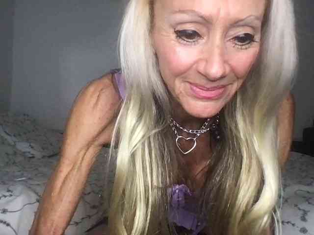 Modella: thesiennadiamond