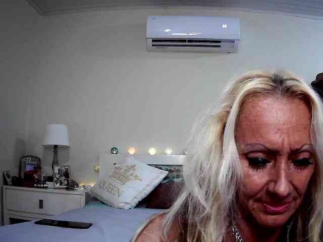 Modella: thesiennadiamond