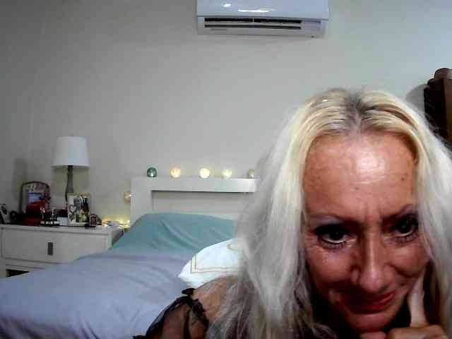 Modella: thesiennadiamond