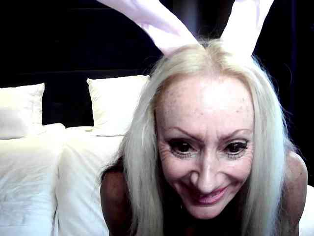 Modella: thesiennadiamond