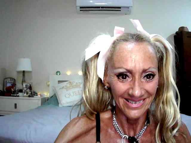 Modella: thesiennadiamond
