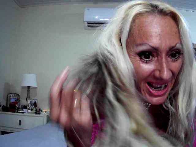 Modella: thesiennadiamond
