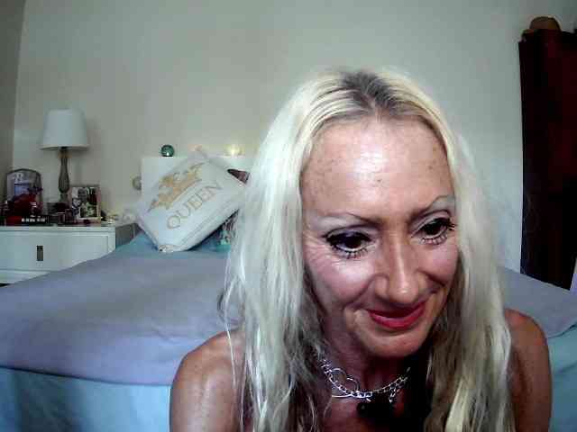 Modella: thesiennadiamond