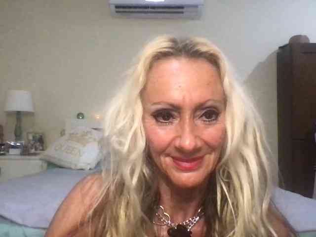 Modella: thesiennadiamond