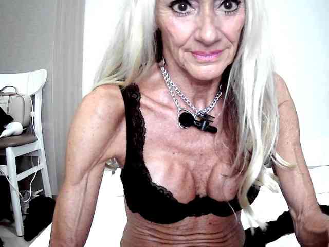 Modella: thesiennadiamond
