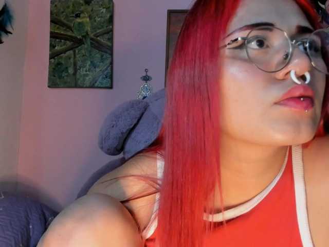 Maddyjhonsson live webcam show