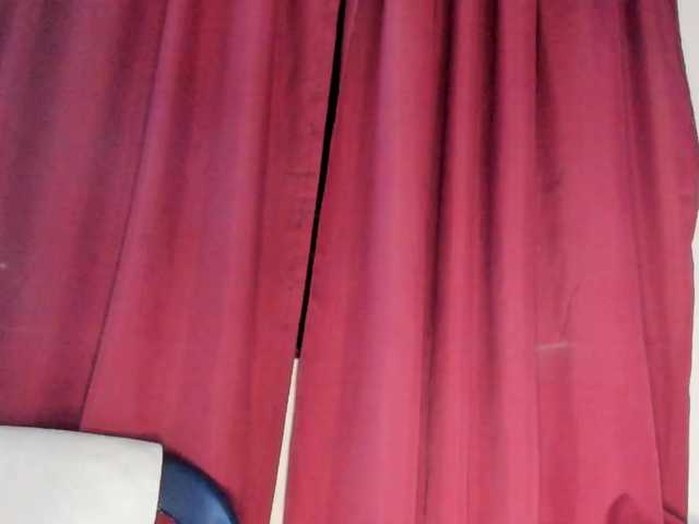 Maddyjhonsson live cam on BongaCams