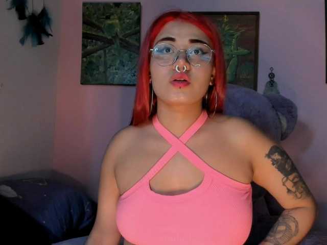 Maddyjhonsson live webcam show