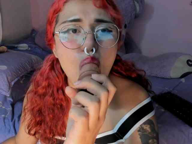 Maddyjhonsson webcam