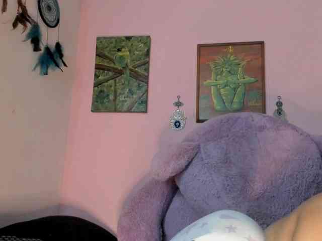 Maddyjhonsson webcam