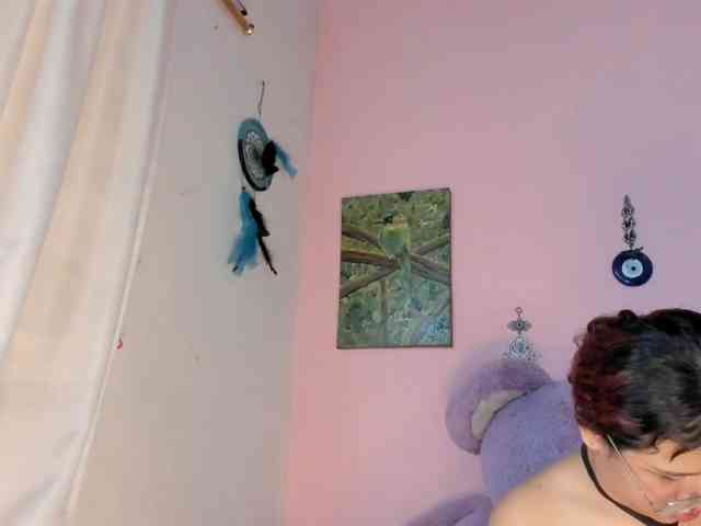 Maddyjhonsson webcam