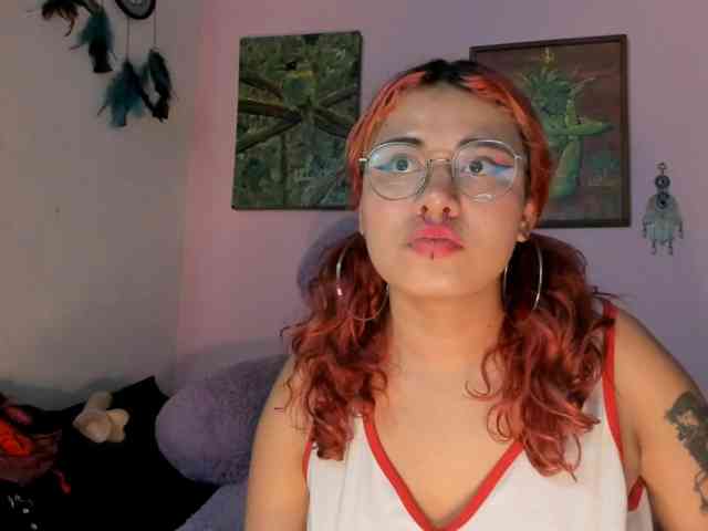 Maddyjhonsson webcam