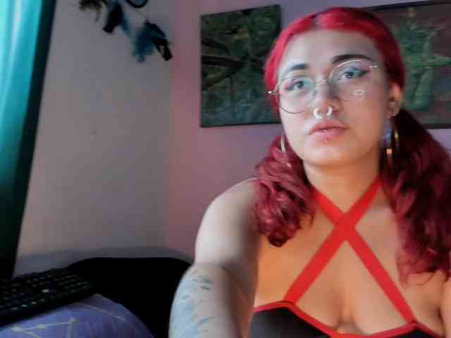 Maddyjhonsson webcam