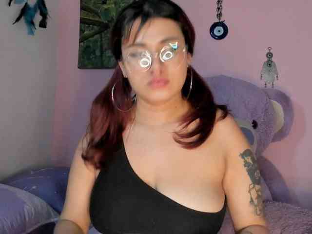 Maddyjhonsson webcam