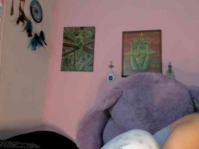 Maddyjhonsson webcam