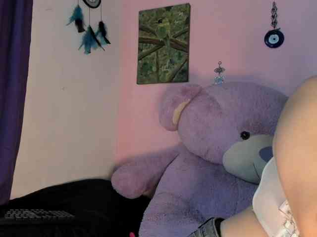 Maddyjhonsson webcam