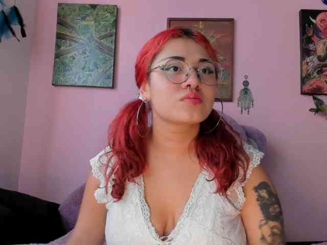 Maddyjhonsson webcam