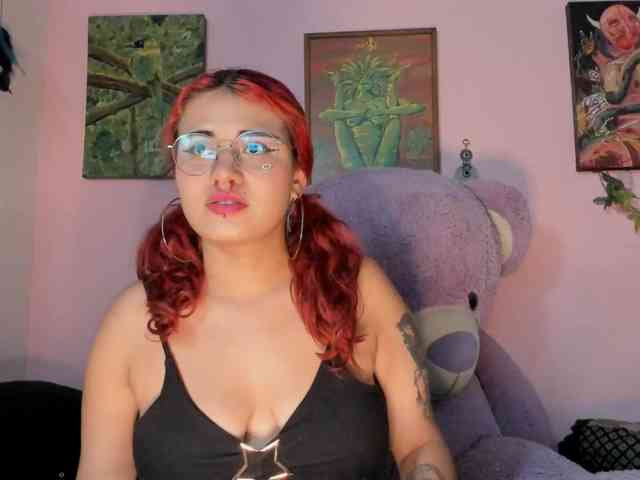 Maddyjhonsson webcam