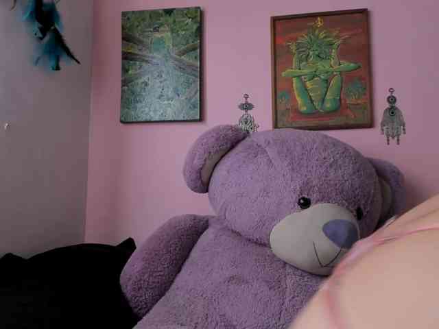 Maddyjhonsson webcam