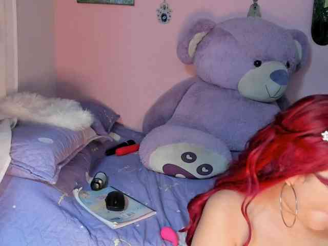 Maddyjhonsson webcam