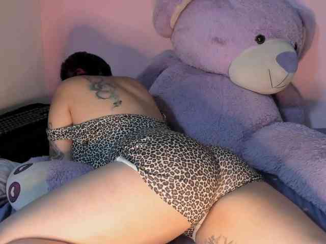 Maddyjhonsson webcam