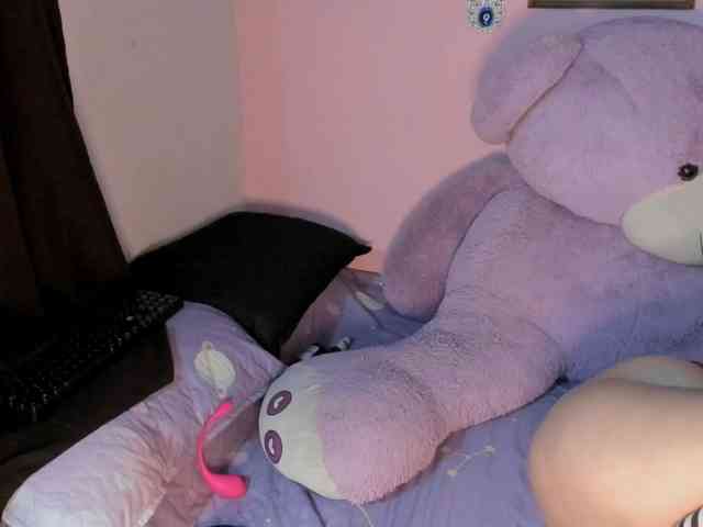 Maddyjhonsson webcam