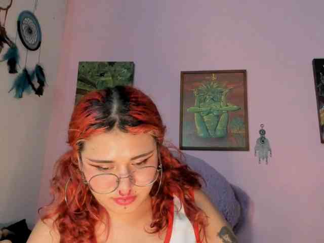 Maddyjhonsson webcam