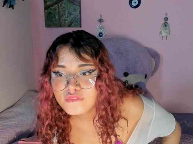 Maddyjhonsson webcam