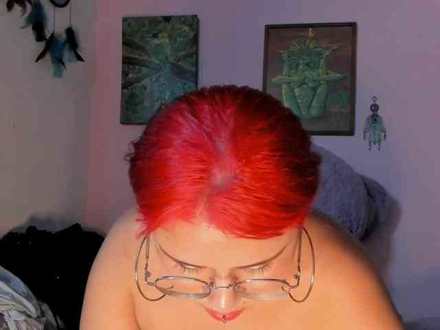 Maddyjhonsson webcam