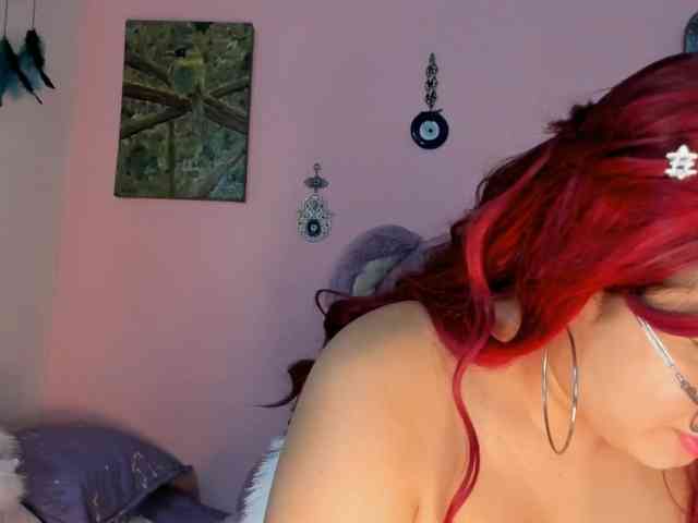 Maddyjhonsson webcam