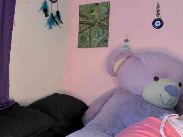 Maddyjhonsson webcam