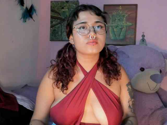 Maddyjhonsson webcam