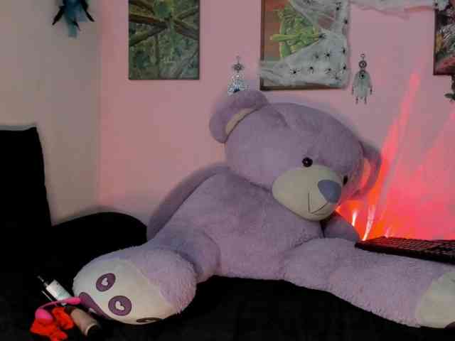 Maddyjhonsson webcam