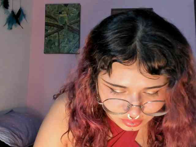Maddyjhonsson webcam