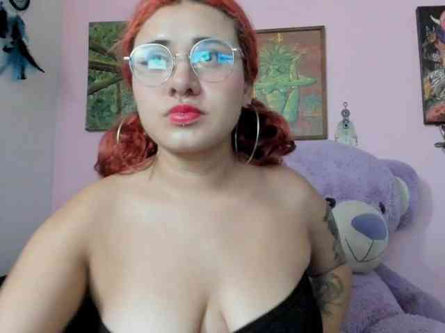 Maddyjhonsson webcam