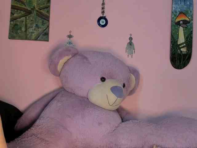 Maddyjhonsson webcam