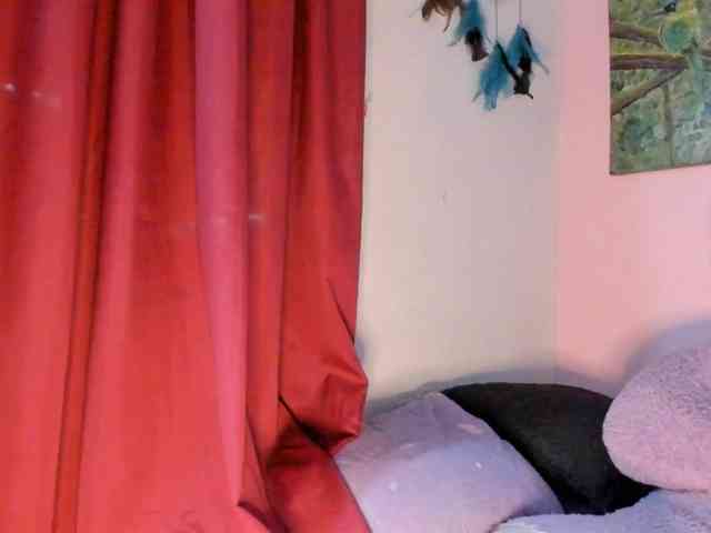 Maddyjhonsson webcam