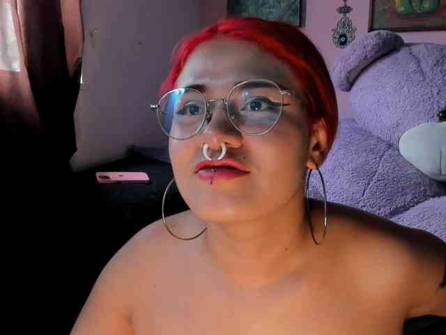Maddyjhonsson webcam