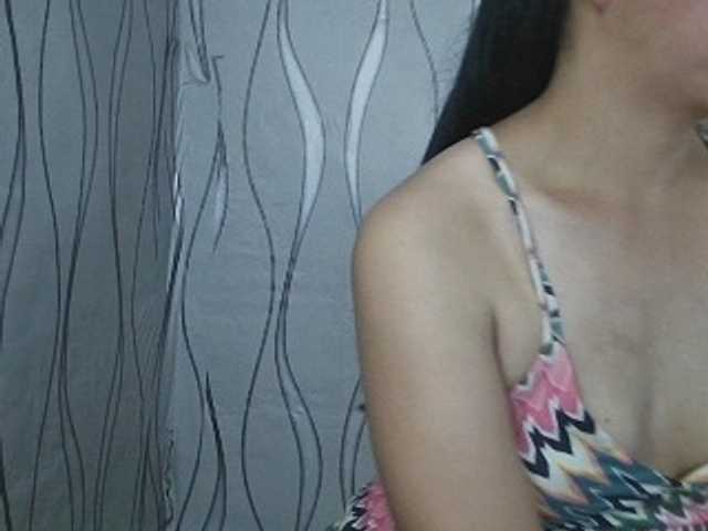 GenaSpark Live Cam on BongaCams