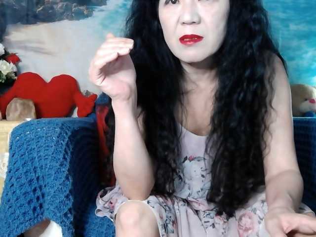 LovelyJess4U live cam on BongaCams