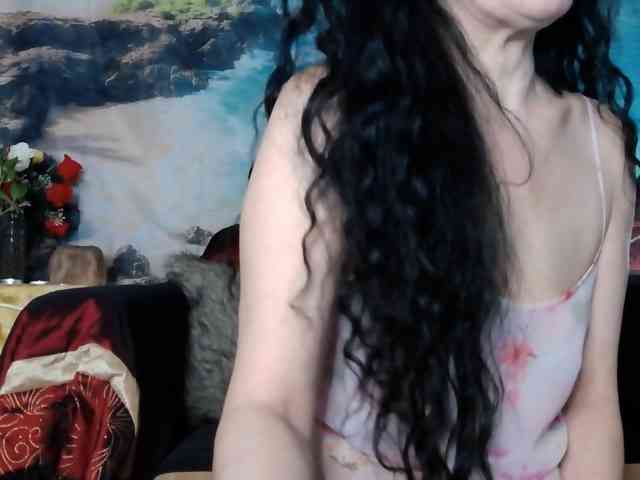 LovelyJess4U webcam