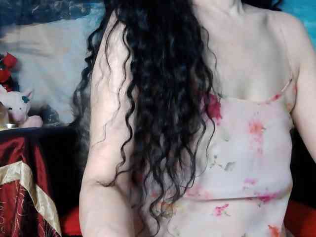 LovelyJess4U webcam