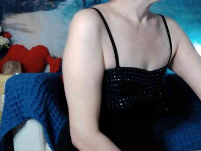LovelyJess4U webcam