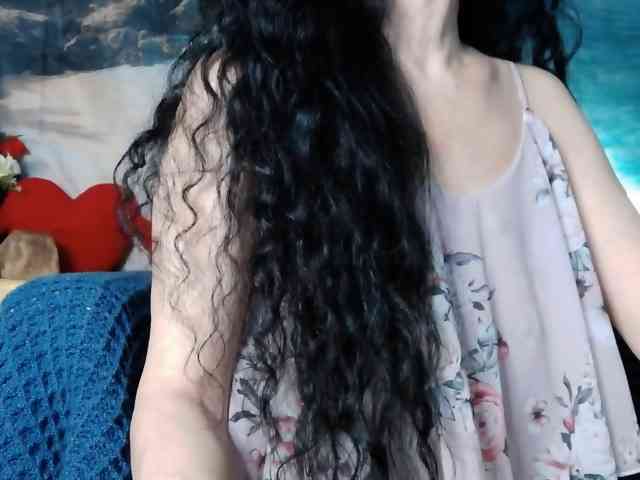 LovelyJess4U webcam