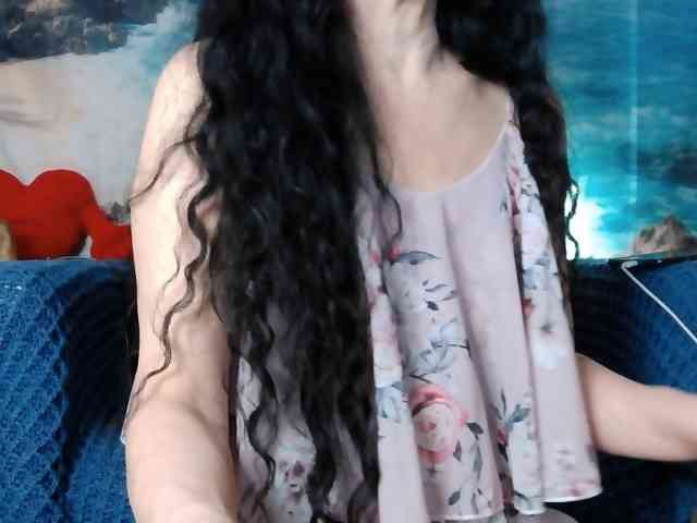 LovelyJess4U webcam