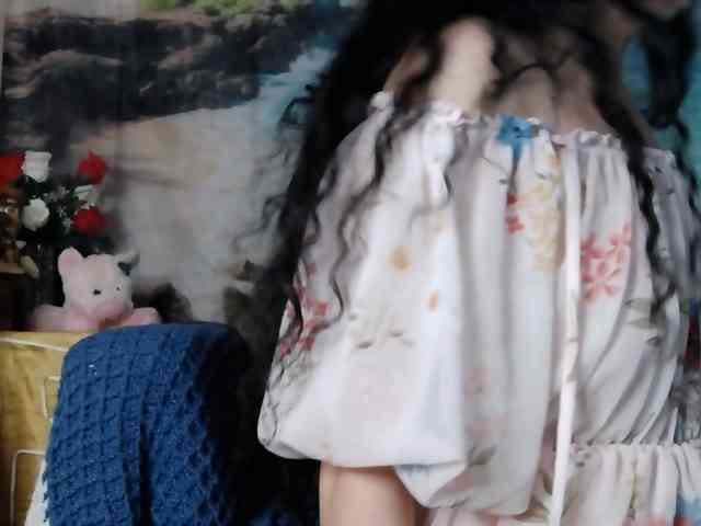 LovelyJess4U webcam