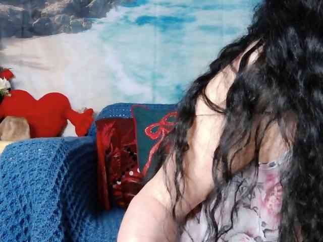LovelyJess4U webcam
