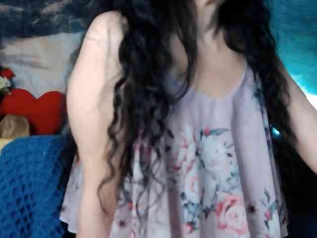 LovelyJess4U webcam