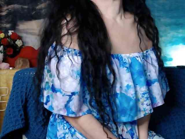 LovelyJess4U webcam